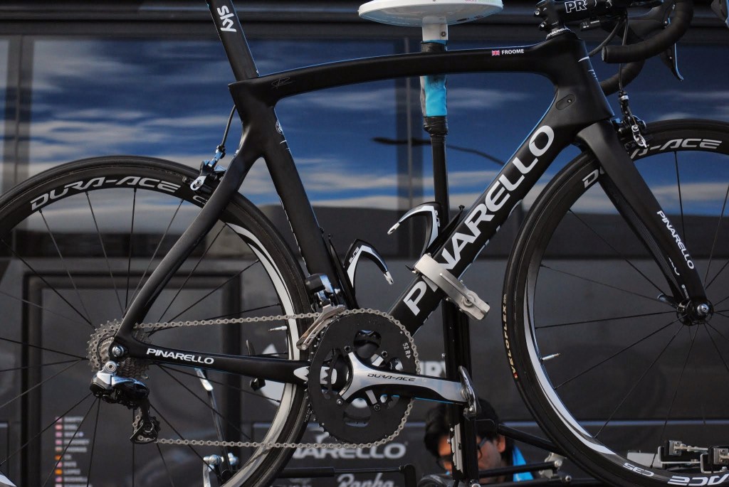 El plato hiperovalado de Froome